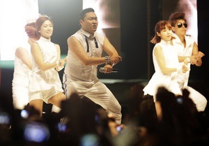 Генсек ООН та репер PSY станцювали в Gangnam style