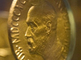 DW: Фінансова криза зачепила і Нобелівський фонд