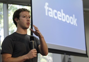 Facebook повинна утримувати аудиторію за допомогою розробки нових додатків і сервісів - експерт