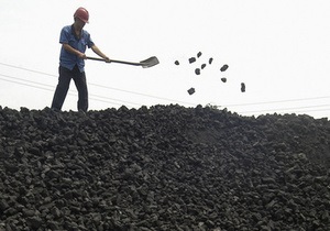 Компания Ахметова планирует поставлять уголь в Китай - Bloomberg