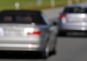 У Норвегії дві жінки викрали автомобіль із власником, котрий спав на задньому сидінні