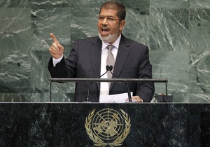 Президент Єгипту закликав не допустити військової інтервенції в Сирію