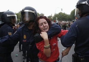 Фотогалерея: Штурм іспанського конгресу. Запеклі зіткнення у центрі Мадрида