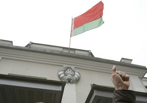 ЦВК Білорусі: Вибори проходять без скандалів