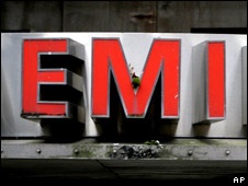 Еврокомиссия одобрила продажу EMI  компании Universal Music Group