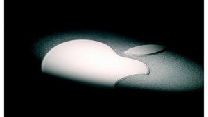 Apple запатентувала технологію, яка дозволяє заряджати смартфон від його трясіння