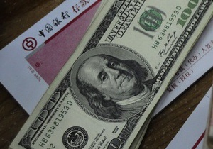 Курси готівкової валюти: Долар продовжує втрачати позиції