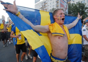 Опрос: 32% болельщиков Евро-2012 готовы еще раз приехать в Украину