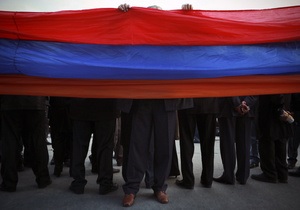 У Вірменії в ряді виборчих дільниць зникли печатки