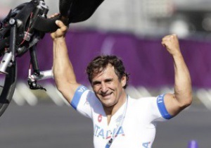 Екс-пілот Формули-1 Алекс Дзанарді виграв золото Паралімпіади-2012