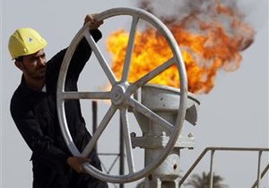 Ціни на нафту покотилися вниз після негативних новин з Європи