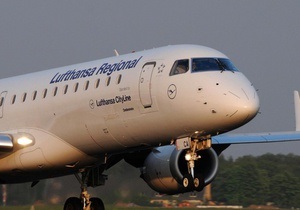 Бортпровідники Lufthansa проводять восьмигодинний страйк
