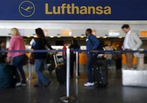 Бортпроводники Lufthansa завтра начинают забастовку