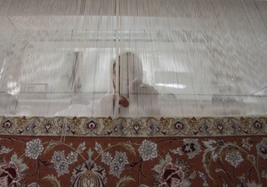 В Ірані створили найбільший у світі килим ручної роботи