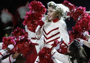 Мадонна відповіла на нападки щодо її концертного туру