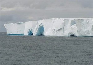 Льоди Арктики розтанули до рекордного мінімуму