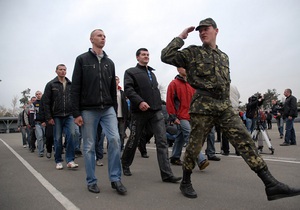 Восени українську армію поповнять понад 12 тисяч осіб