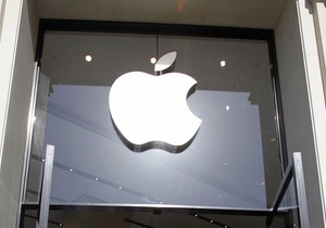 Акції Apple впали після досягнення рекордно максимальної позначки