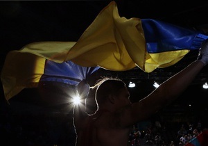 Азаров поздравил украинских олимпийцев
