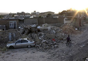 Кількість жертв землетрусу в Ірані зросла до 220 осіб
