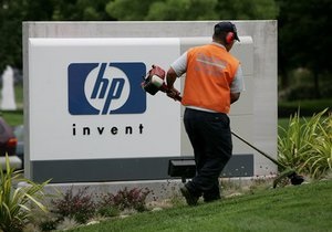 Hewlett-Packard улучшил прогноз прибыли в третьем финквартале