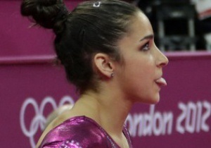 Американская гимнастка Александра Райзман выиграла золото Олимпиады-2012 в вольных упражнениях
