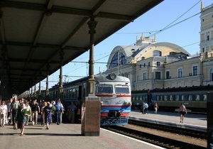 Укрзалiзниця за два місяці перевезла майже 32 млн пасажирів