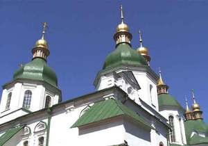 ЗМІ: Мадонна відвідала Софійський собор