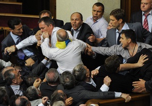 Експерти: жінки залишаться на периферії української політики