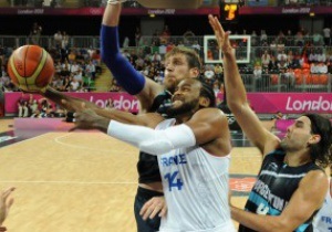Олимпийский баскетбол. Франция одолела Аргентину