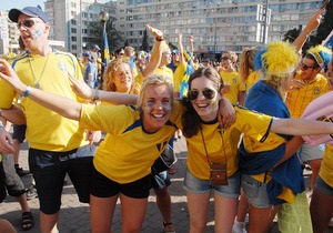 Опитування: Більшості європейців, які відвідали Євро-2012, сподобалася Україна
