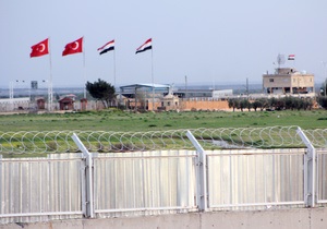 Туреччина закриває кордон із Сирією