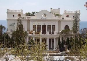 В інтернеті з’явилися фото кримського палацу Медведчука