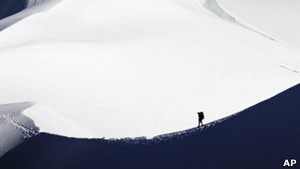 ВВС: Загибель альпіністів розпалила дискусію про доступність Альп