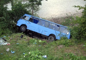 У Закарпатській області перекинувся автобус із 32 пасажирами