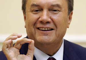 Янукович: Я звик до великих обсягів роботи, від цього страждає моя сім я