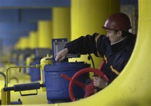 Газпром збільшує транзит газу через Україну у зв язку з проблемами на білоруській ділянці