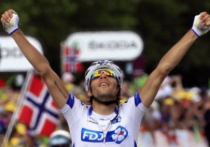Француз Пино выиграл восьмой этап Тур де Франс
