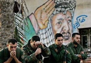 Ізраїльський експерт припустив, що полоній потрапив у речі Арафата після його смерті