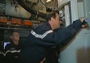 Олланд став першим президентом Франції, який здійснив занурення на атомному підводному човні