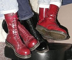 Обувной бренд Dr. Martens может стать российским