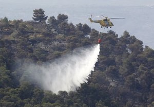 При гасінні лісової пожежі в Іспанії розбилися два вертольоти