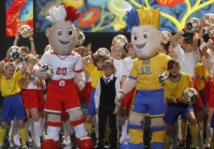 Славек и Славко уходят в небо. Стали известны детали церемонии закрытия Евро-2012