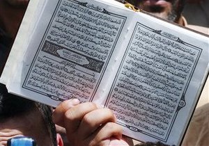 В історичному місті радикальні ісламісти руйнують мавзолеї мусульманських святих