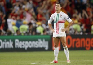 Фотогалерея: Без Роналдо. Испания по пенальти одолела Португалию