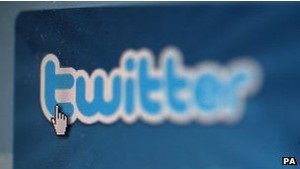 Поліція в Британії розслідує, чи були расистські повідомлення на Twitter під час Євро-2012