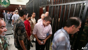 Правозахисник: українці в Лівії працюють добровільно