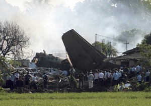 Жертвами авіакатастрофи в Індонезії стали дев ять осіб
