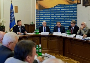 ЗМІ: Янукович не зміг згадати, як звати Ющенка