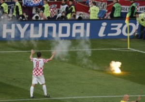 Федерацію футболу Хорватії оштрафували на 80 тисяч євро за поведінку фанатів